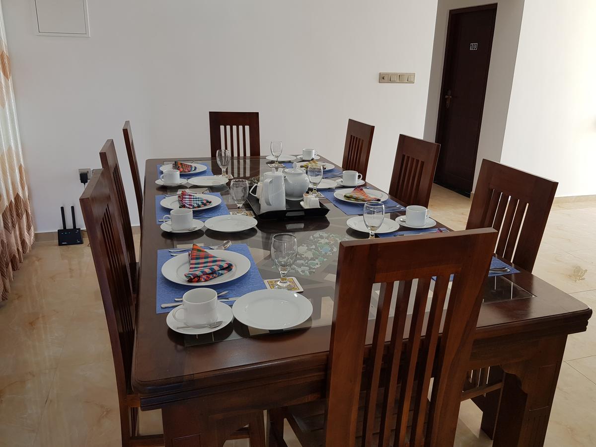 My Whales Guest House Banduramulla Екстер'єр фото